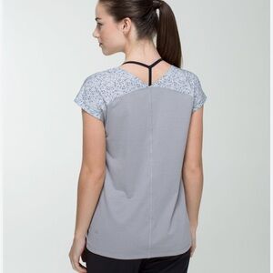 RARE Lululemon runamuck tee